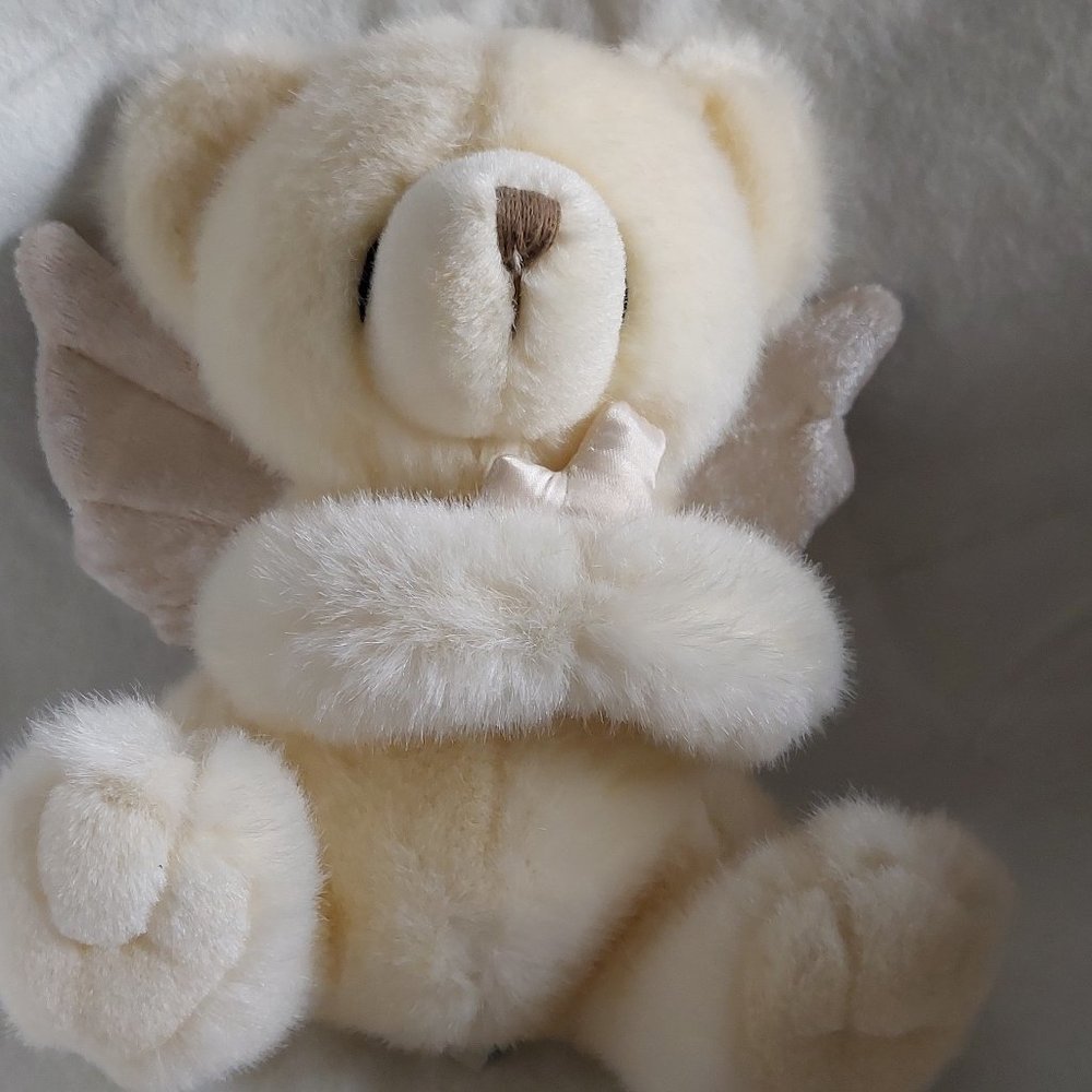Prayer bear stuffed animal 7 x 7 ivory color. Brand is Russ Berrie and company